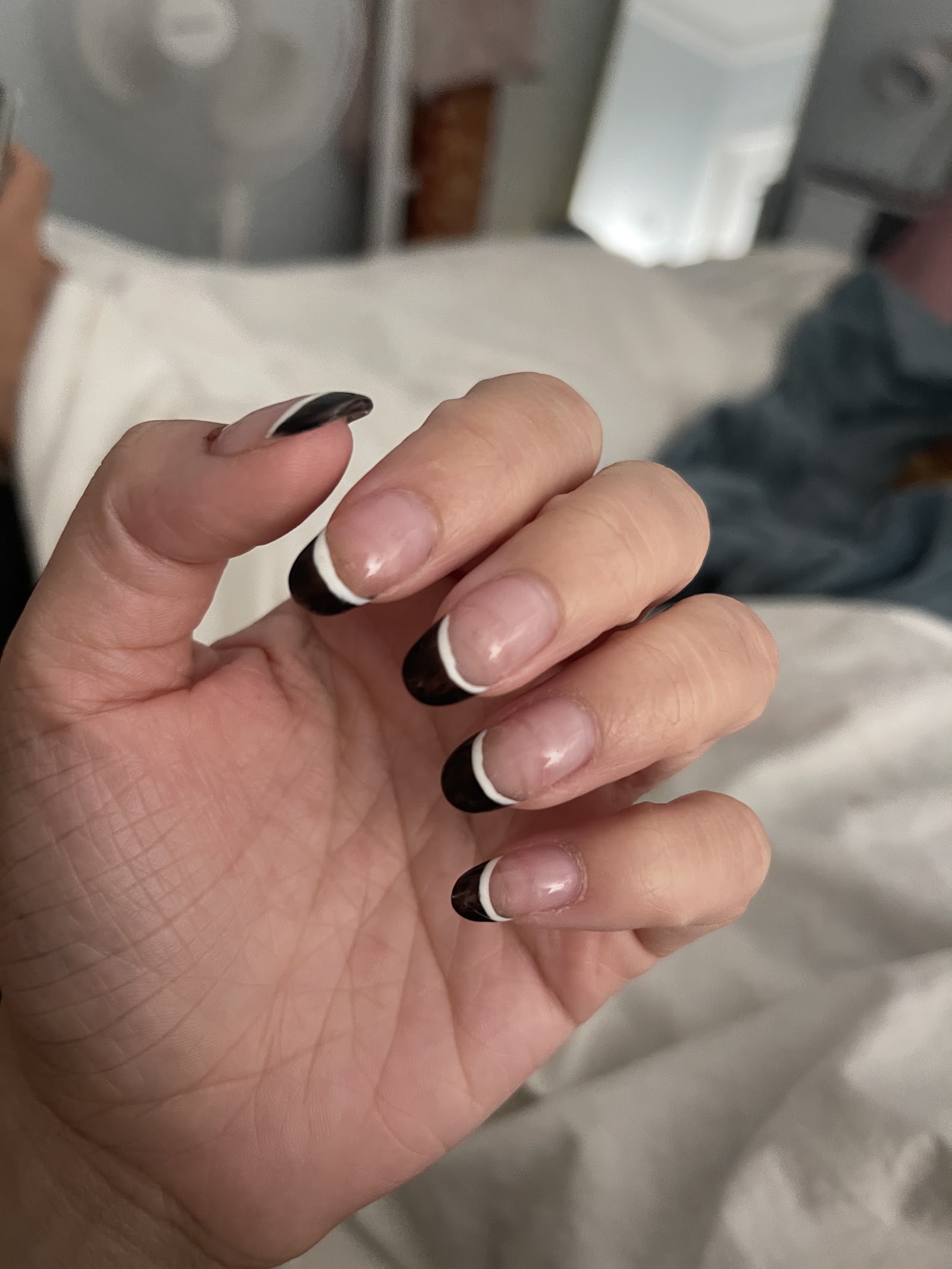 Pure Nails & Spa nail photo 2